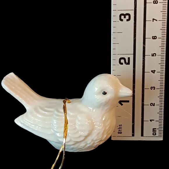 Vintage Pair Of White Bird Dove Porcelain Christmas Ornaments Glossy 3" x 1.5" - Picture 9 of 10